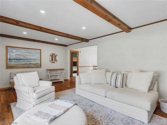 3rd image of 241 Lownsdale Ave