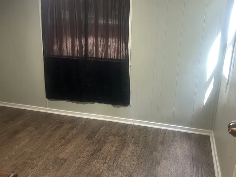 118 Belmont Rd — Photo 8