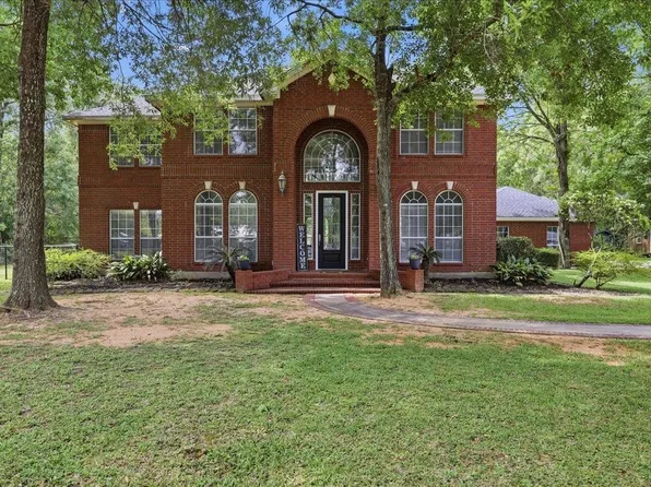 695 McCartney Dr, Orange, TX 77632
