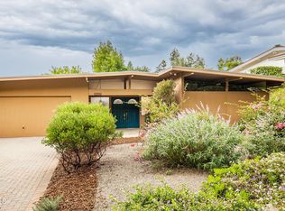 5637 Ocean View Blvd, La Canada Flintridge, CA 91011