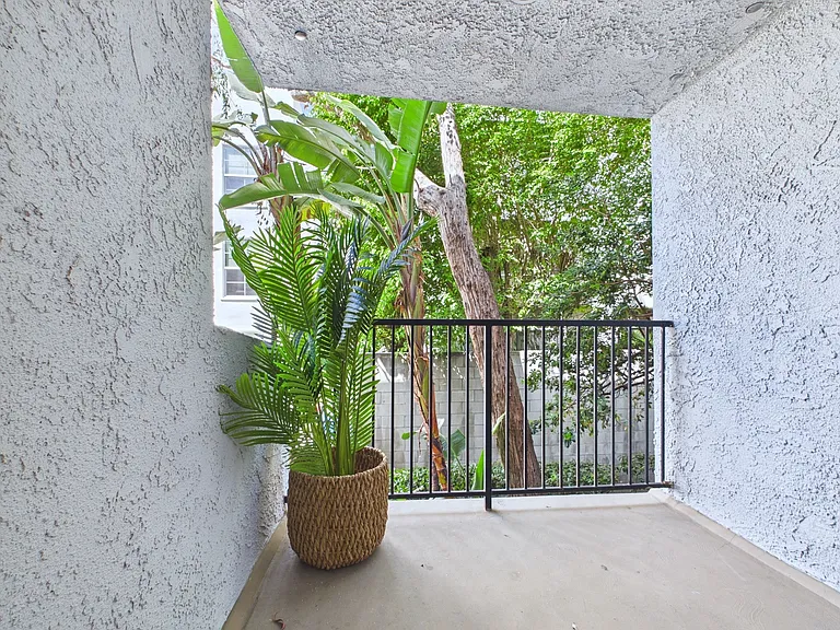 Westwood Village Apartments — Photo 47