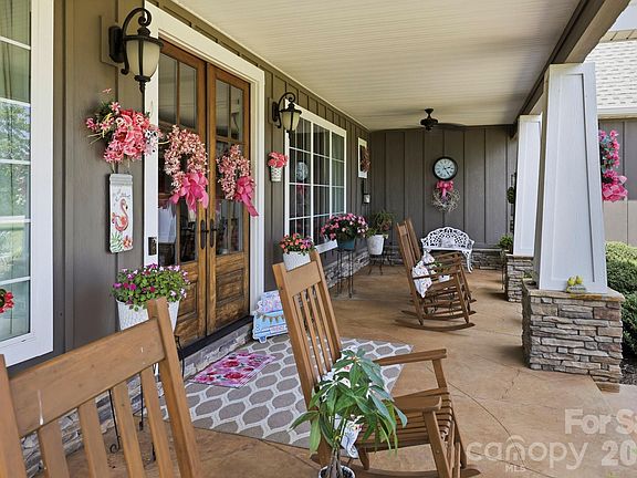 4th image of 1109 Morningstar Lake Rd