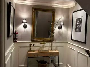 664 Huron St #3, Toronto, ON M5R2R9