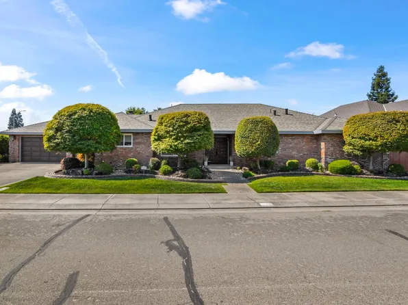 148 Mokelumne River Dr, Lodi, CA 95240