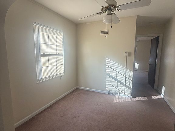 4th image of 4004 W Bancroft St APT 3