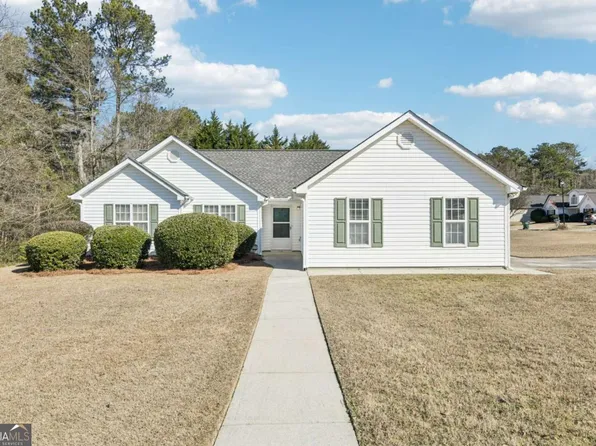 7091 Greenridge Dr, Loganville, GA 30052