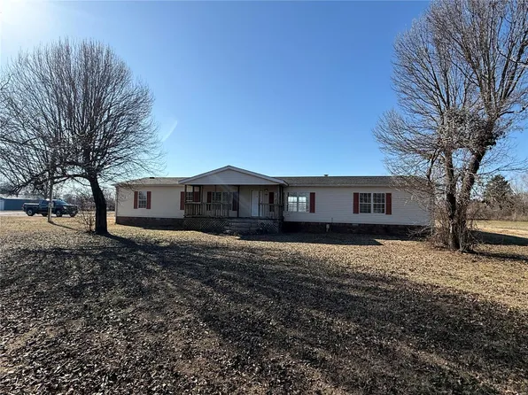 190 Terri Dr, Sikeston, MO 63801