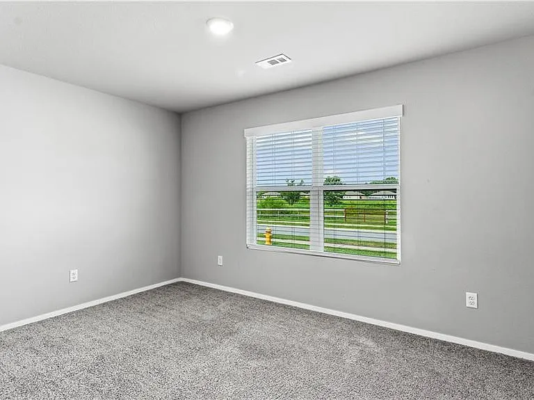 1405 S Corsac St — Photo 15