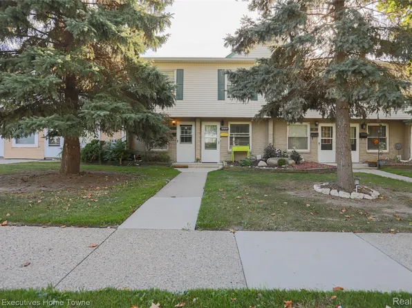 119 Floral Ave, Mount Clemens, MI 48043
