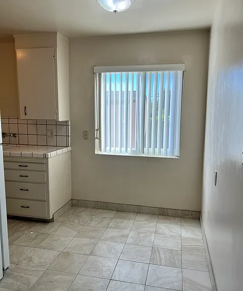 241 Pamela Ave #4 — Photo 7