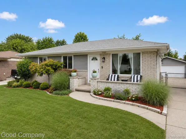 18489 Matthew Dr, Clinton Township, MI 48035