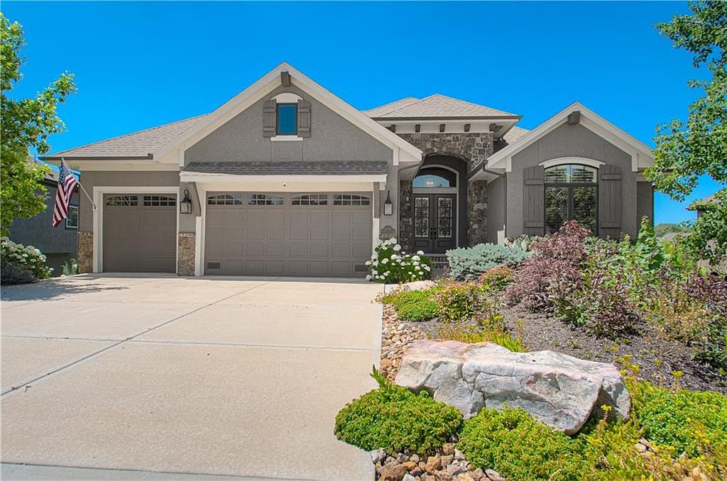 10423 W 168th Ter, Overland Park, KS 66221 | Zillow