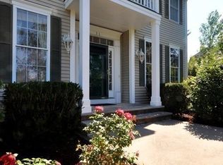 11 Alexandra Way, Acton, MA 01720