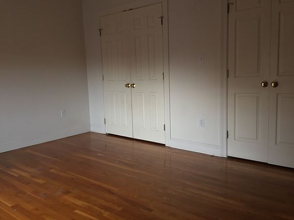 4th image of 116 W Pearl St APT 3D