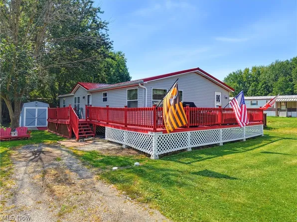 112 Evergreen Ln #112, Apple Creek, OH 44606