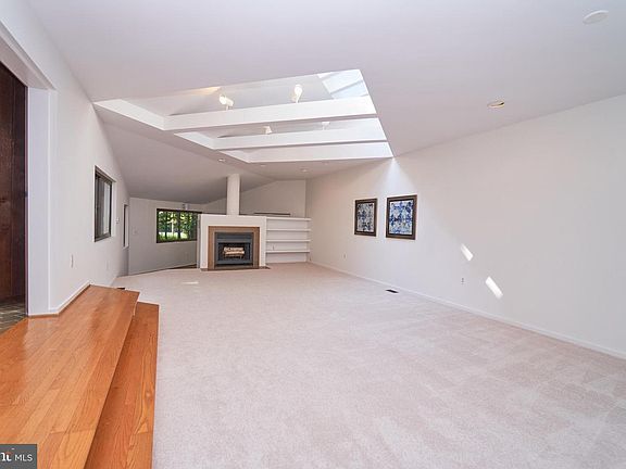 4th image of 10226 Forest Lake Dr