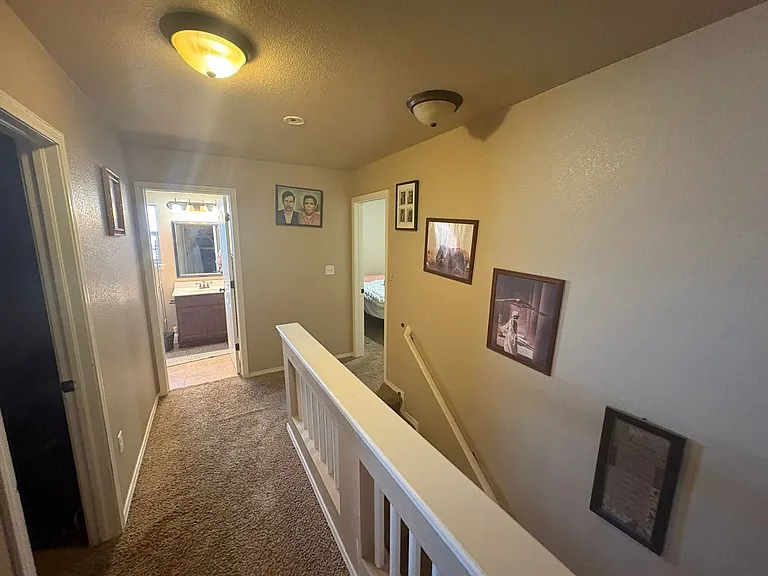 629 Bell Gordon St — Photo 11