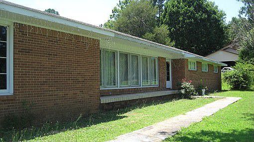 2nd image of 394 Hinkle Rd