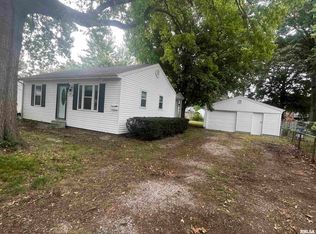 71 Lilac Ln, Springfield, IL 62702