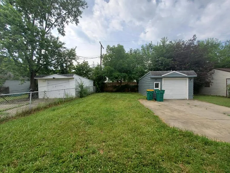 16108 Edgewood Ave — Photo 38