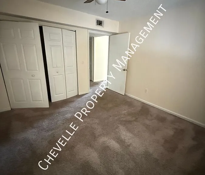 1208 Bush River Rd #H12 — Photo 5