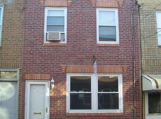 1226 Titan St, Philadelphia, PA 19147