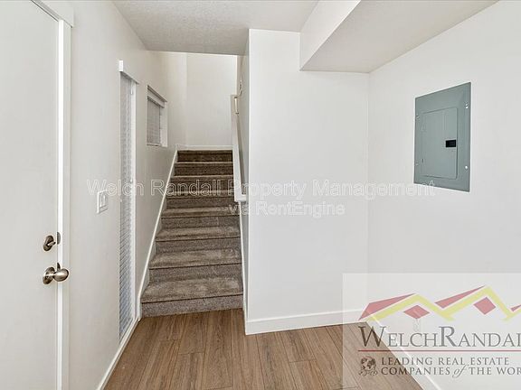 4th image of 82 E Weekes Way