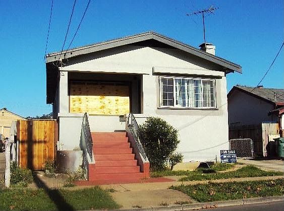 1st image of 1334 Monterey St