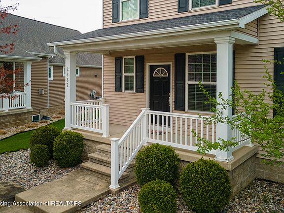 5th image of 2682 Elderberry Dr