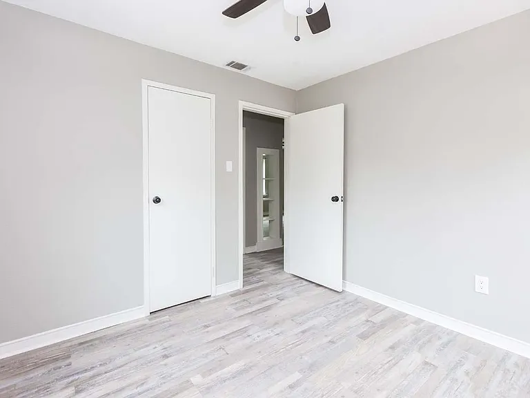 700 W M Ave #3 — Photo 4
