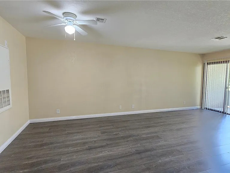 5002 S Rainbow Blvd #103 — Photo 22