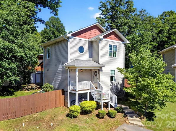 12 Jubilee Cir, Black Mountain, NC 28711