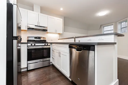 1445 Mason Photo 1