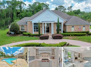 7275 Crystal Spring Run, Weeki Wachee, FL 34607