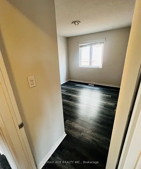 1512 Pennel Dr — Photo 7