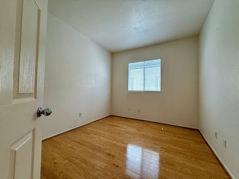 7579 Hazard Center Dr — Photo 25