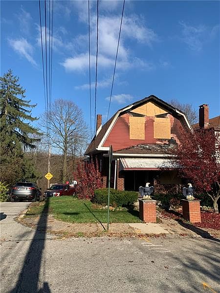 2nd image of 1154 Morrelle Ave