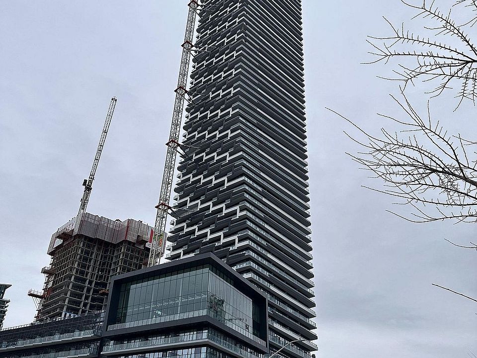 1st image of 448 Burnhamthorpe Rd W #2806