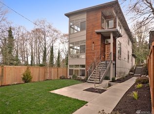 4032 NE 109th St, Seattle, WA 98125
