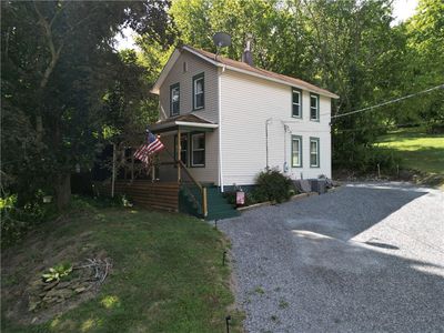 105 Midvale Rd, Wampum, PA, 16157