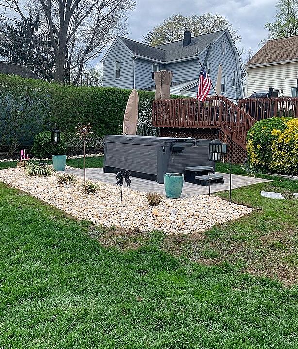 2nd image of 109 Lyons Pl