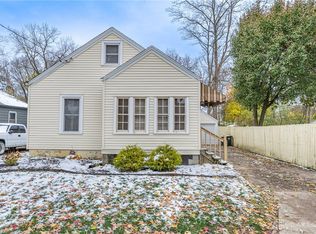 212 Osage Rd, Brookville, OH 45309