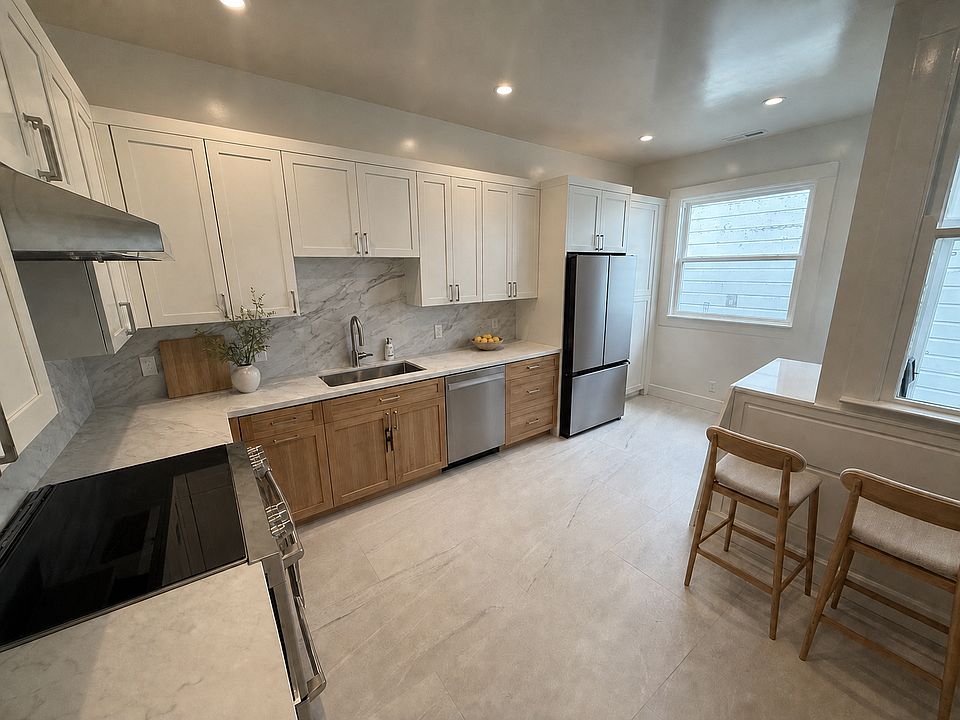 1st image of 1307 Francisco St #1307