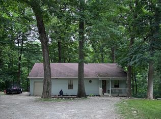 8255 Center Lake Rd, Nineveh, IN 46164