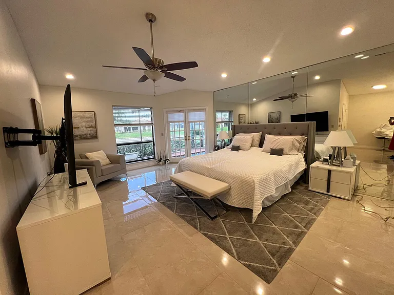 22595 Esplanada Cir W — Photo 27