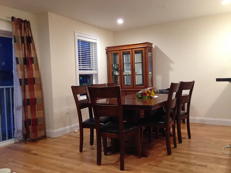 473 Concord Ave — Photo 6