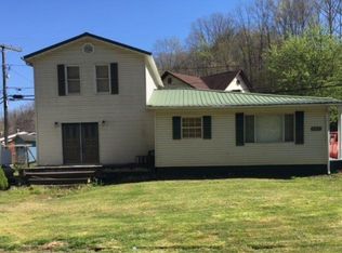 486 Pond Creek Rd, Huddy, KY 41535