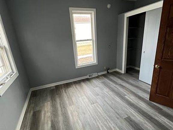 3rd image of 340 4th Ave #340