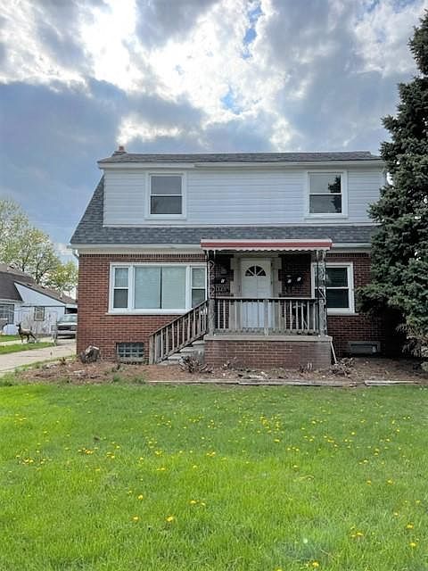 1st image of 23271 Willard Ave Unit 1