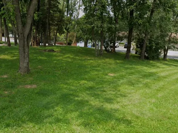 N Egypt Shores Dr, Creal Springs, IL 62922
